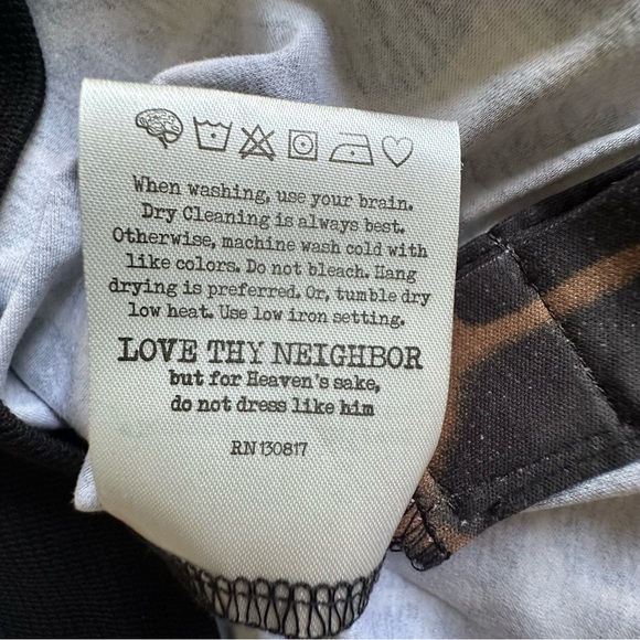 Descendant of Thieves Shirt Mens L ASO Justin Bieber Alternative Giraffe Indie - Picture 14 of 15